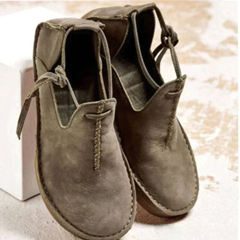 Women’s autumn shoes with a modern design – Athena