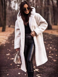 Women's trench coat with belt & double-breasted fastening – Clara