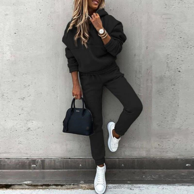 Sporty Women's Tracksuit - Maria