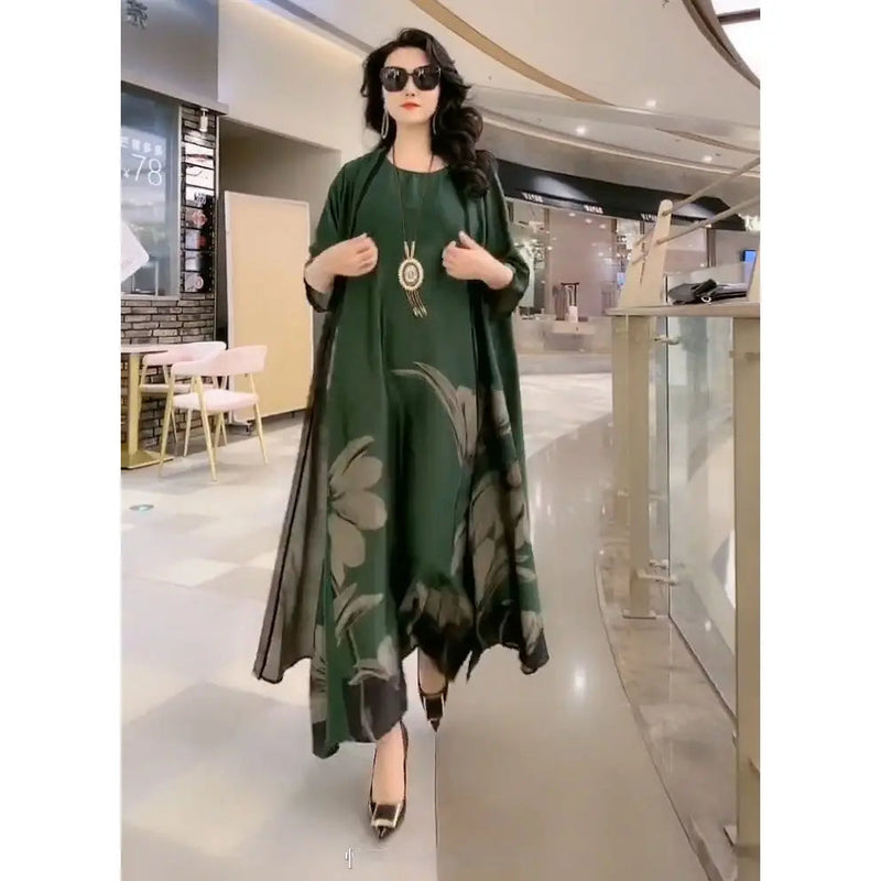 Women's maxi dress with straight cut and long sleeves – Yara