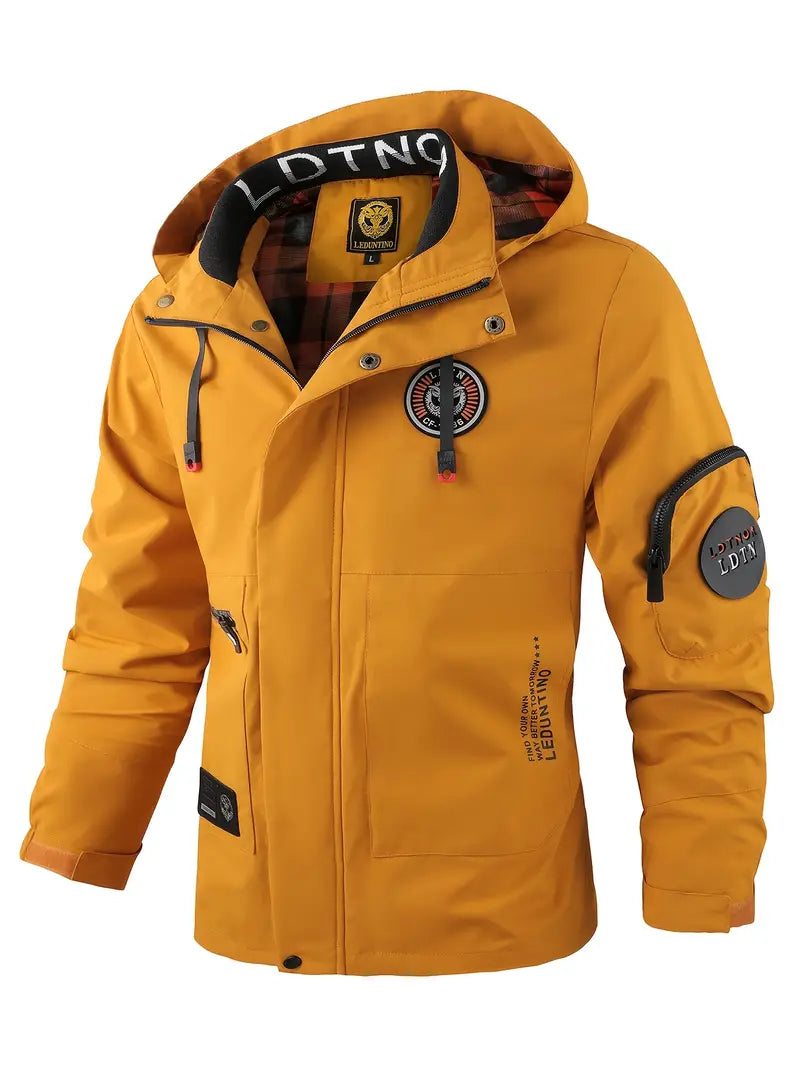 Light men's outdoor jacket, wind- and waterproof with hood – Torben
