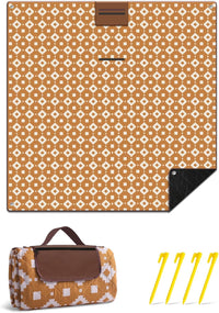 Extra Large Waterproof Picnic Blanket 200 × 200 cm with 3 Layers – MeadowRest