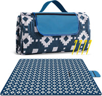 Extra Large Waterproof Picnic Blanket 200 × 200 cm with 3 Layers – MeadowRest