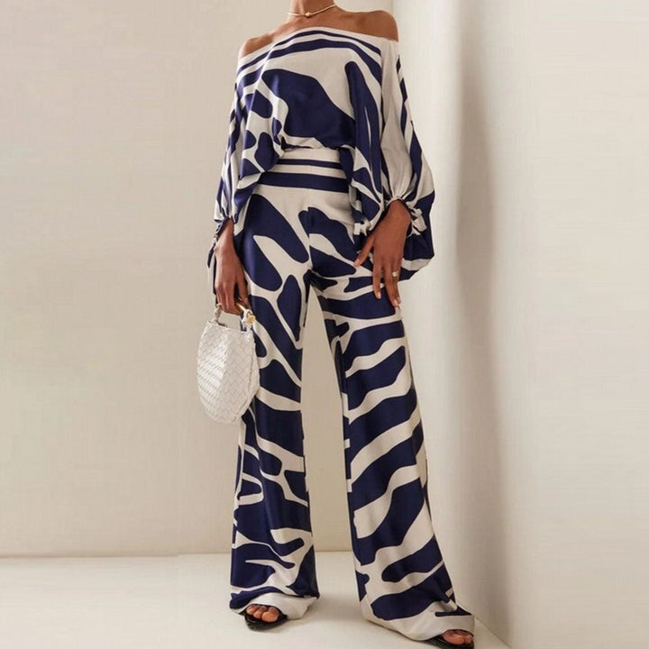 Ladies two-piece set with print & relaxed fit – Valeria