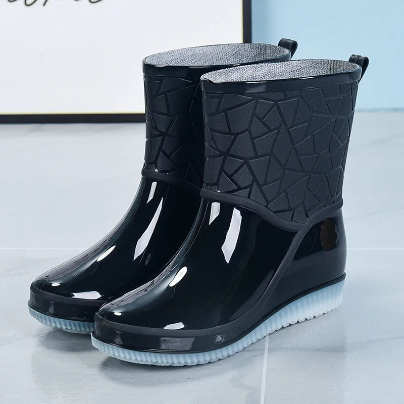 Ladies' half-height waterproof rain boots with pattern & non-slip sole – Marvella