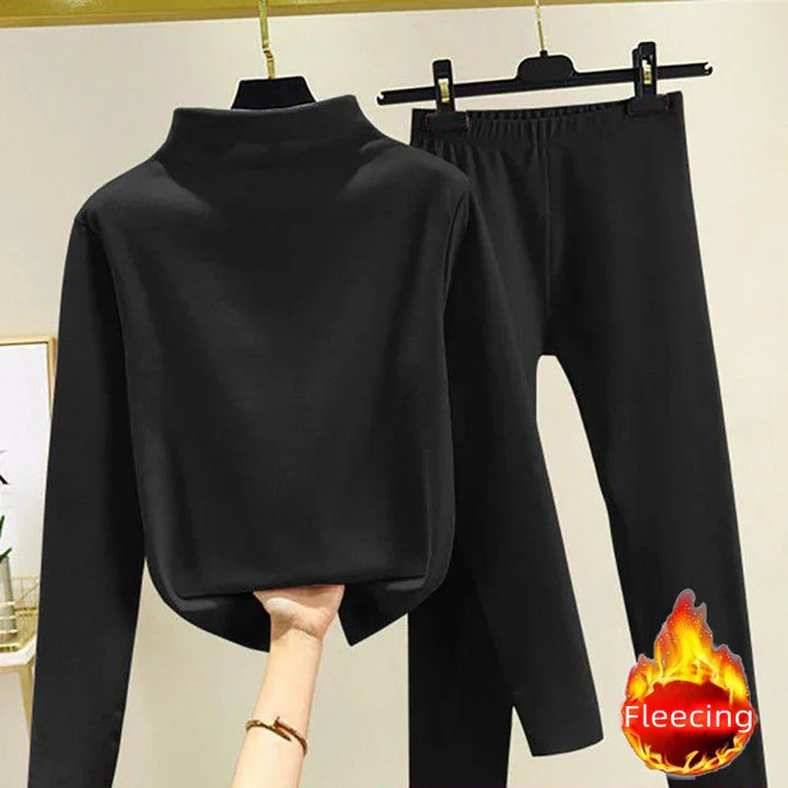 Two-piece women's winter set with fleece pullover and trousers – Eva