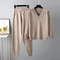 Women's Two-Piece Knit Set with V-Neck Sweater & Trousers – Noelia