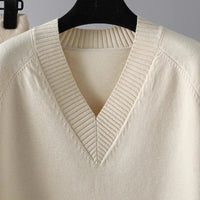 Women's Two-Piece Knit Set with V-Neck Sweater & Trousers – Noelia