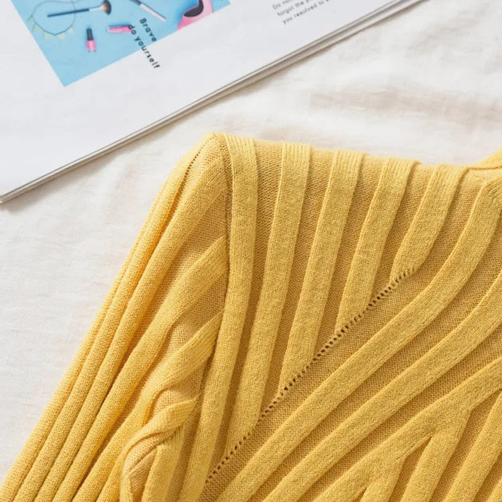 Ladies' knitted jumper with a roll neck and long sleeves – Elodie