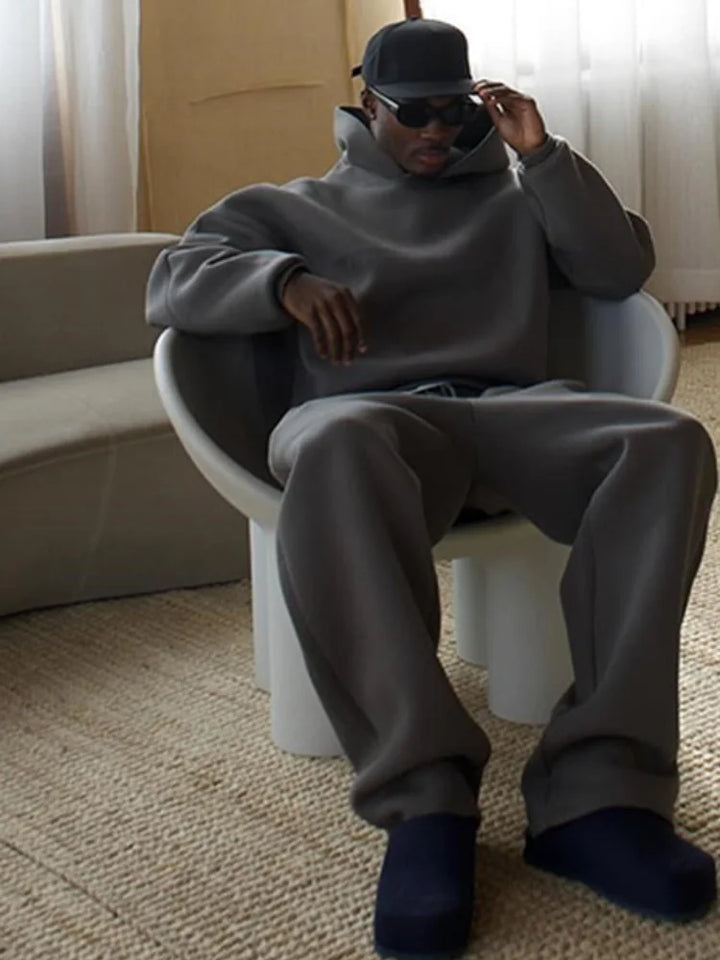 Oversized men's tracksuit with hoodie & jogging trousers – Bastian