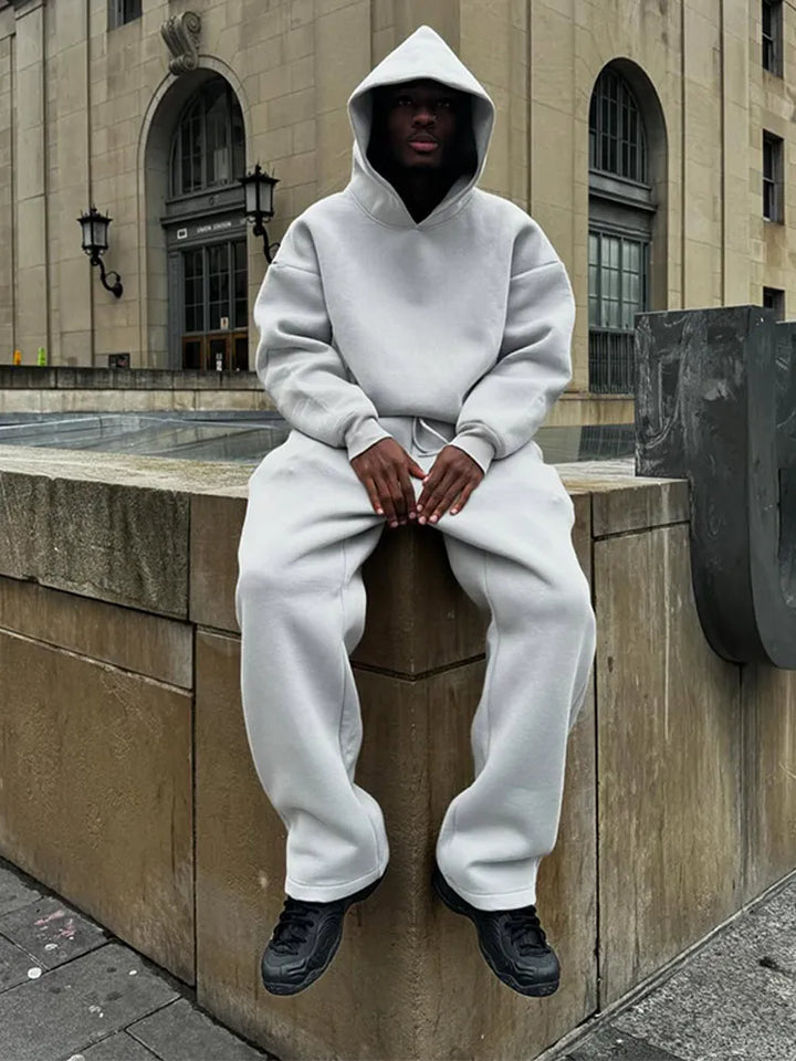 Oversized men's tracksuit with hoodie & jogging trousers – Bastian