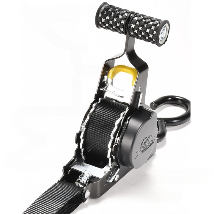 Heavy-Duty Auto Retractable Ratchet Straps for Secure Cargo