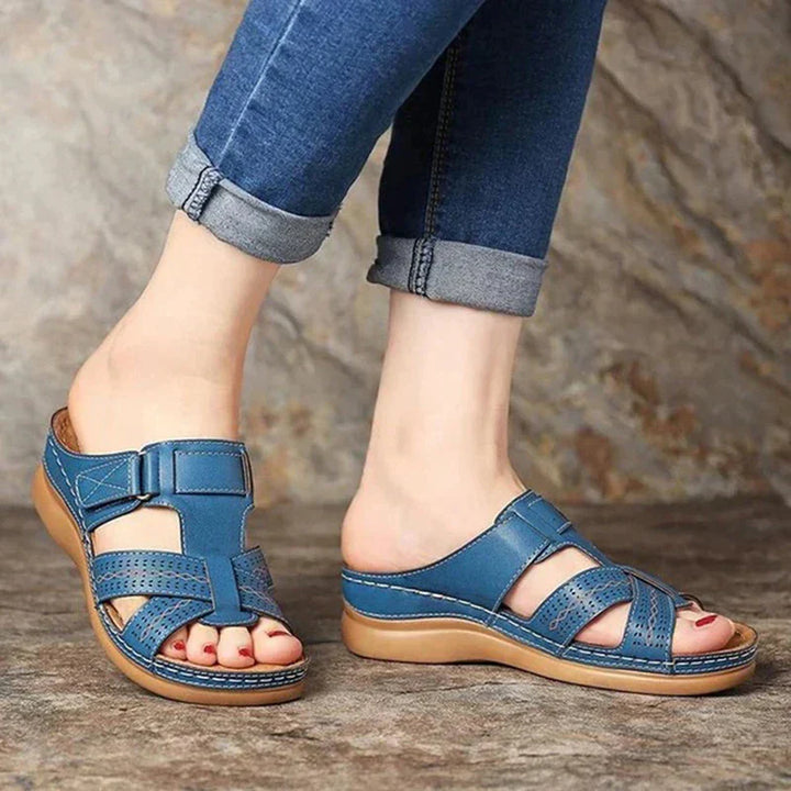 Breathable women's sandals for everyday wear with orthopedic comfort – Leila-Blue-3-State of Style