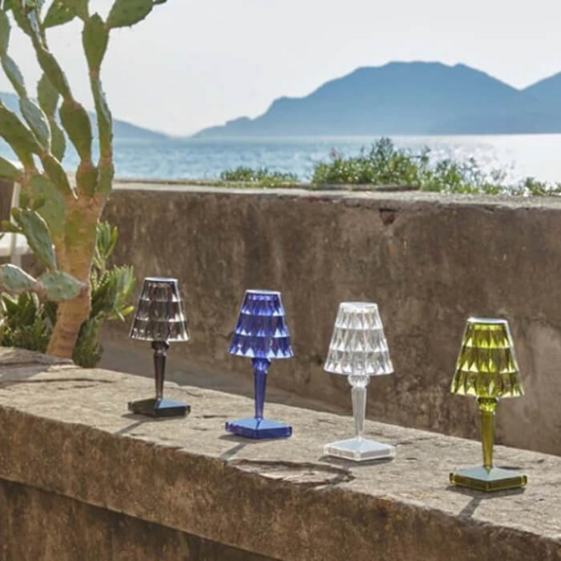 Chic Table Lamp with Crystal Design - CrystalLuxe-Transparent-State of Style