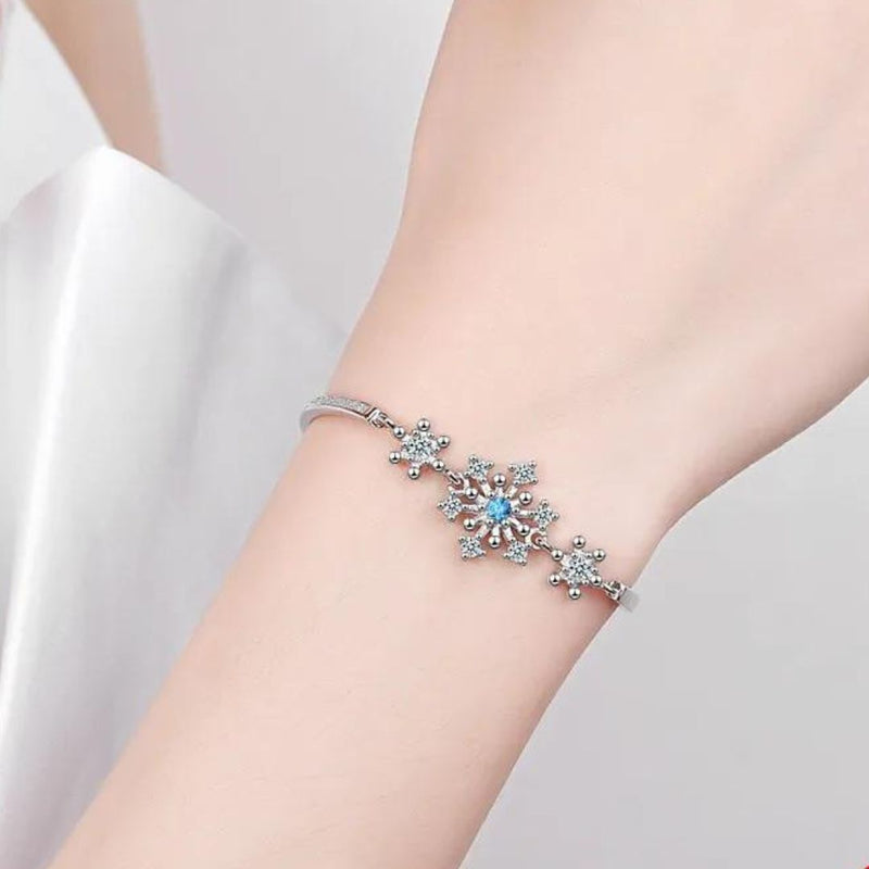 Christmas Snowflake Cubic Zirconia Bracelet-State of Style