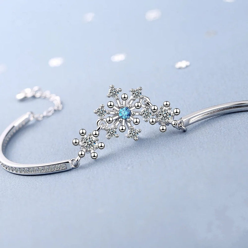 Christmas Snowflake Cubic Zirconia Bracelet-State of Style