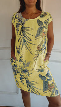 Comfortable dress with round neckline – Valentina-Yellow-S-State of Style