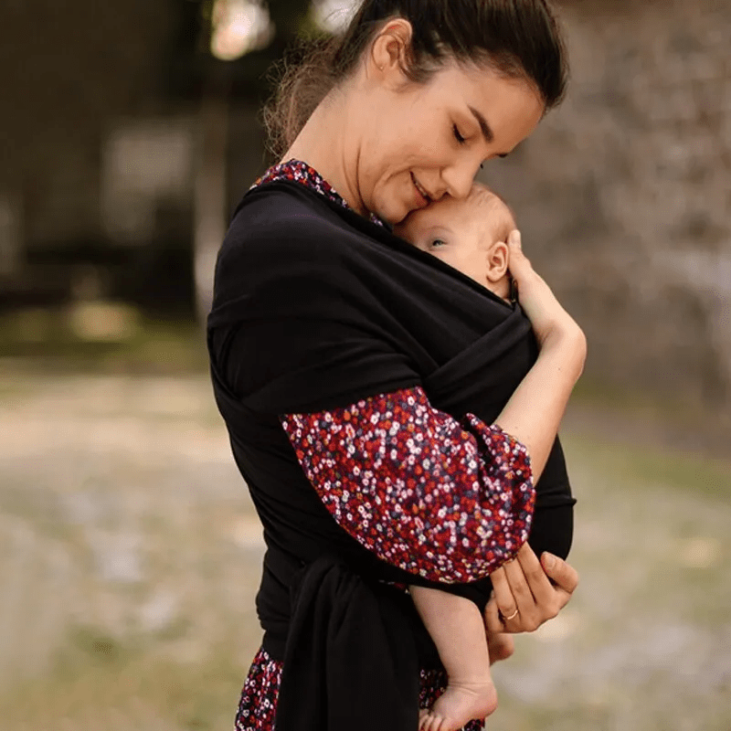 Comfortable Wrap Carrier - KleintjeKnuffel-Black-State of Style