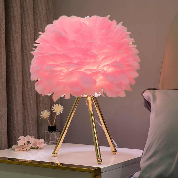 Dimmable Table Lamp with Luxury Feathers – Pluma-Pink-State of Style