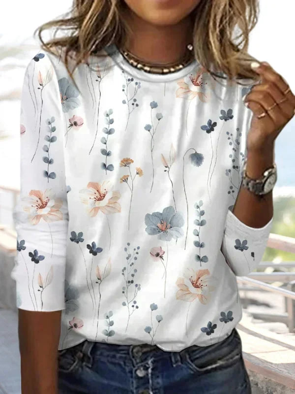 Ladies' knitted top with floral pattern & round neck – Fiorina