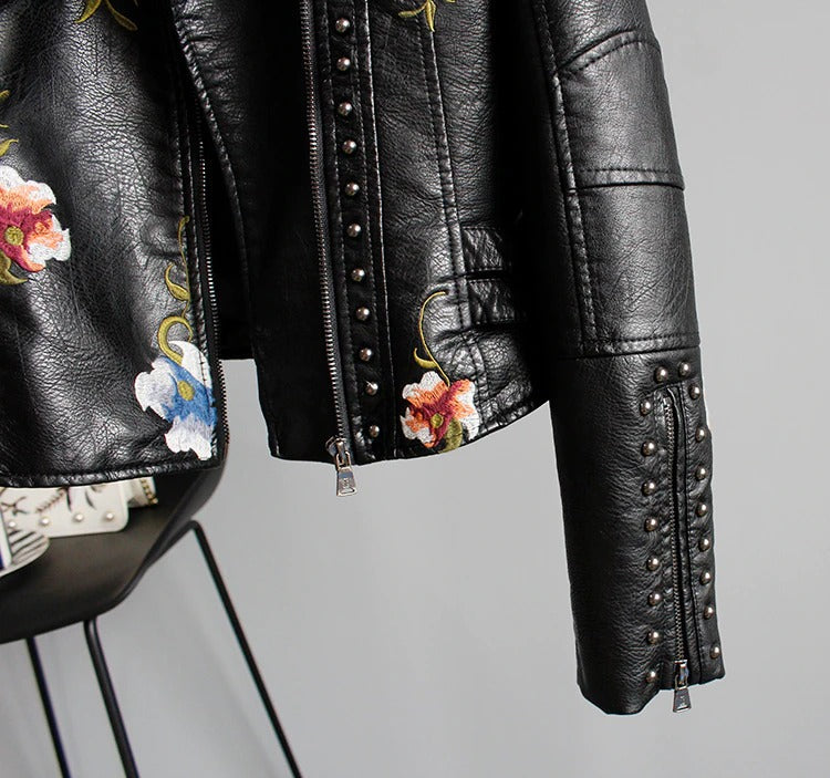 Embroidered women's faux leather biker jacket – Eleonora-Black-S-State of Style