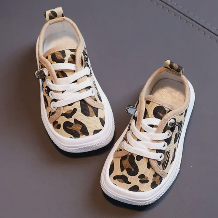 Ergonomic Barefoot Sneakers for Kids – FlexiSteps-Leopard-4-State of Style