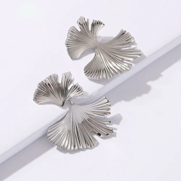 Flower Earrings in Gold and Silver - Liora-Silver-State of Style