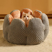 Flower-Shaped Pet Bed - PetBloom-Grey-S (40 cm)-State of Style