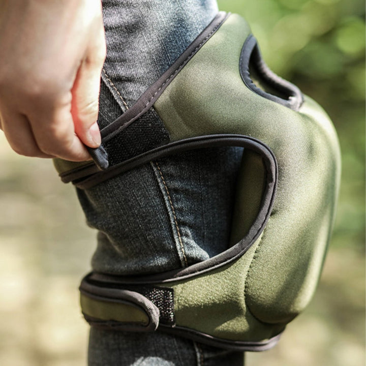 Knee pads for Gardening - GardenGuard-Green-State of Style