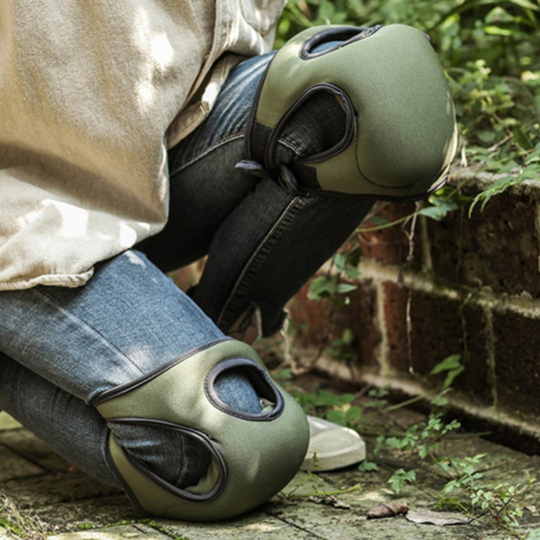 Knee pads for Gardening - GardenGuard-Green-State of Style