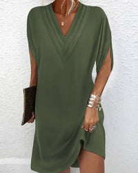 Ladies' dress with a V-neckline & loose fit – Saphira-Green-S-State of Style