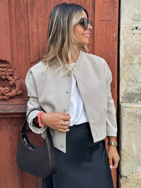 Light women's bomber jacket for summer – Casual chic with stand-up collar-Beige-S-State of Style