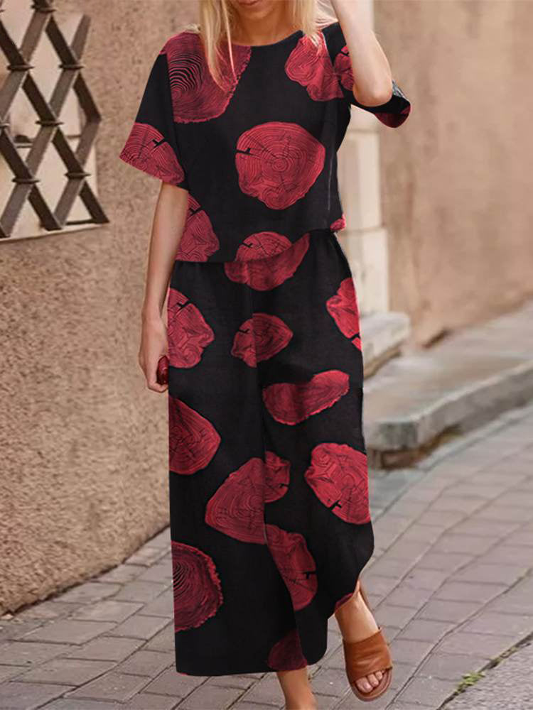 Lightweight two-piece summer outfit made of cotton with a flattering fit – Boho Set Zephyra-Red-S-State of Style