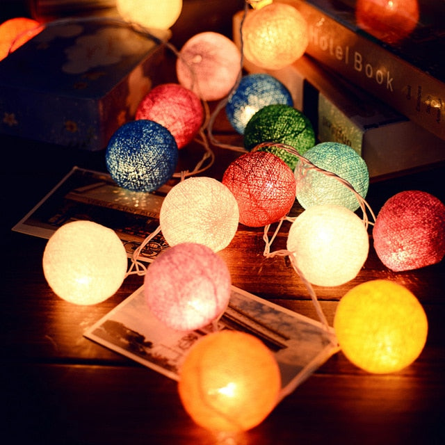 LumiBall - Fun Cotton Light-Up Ball String Lights-Party Vibe-1.5 metres 10 lights-USB-State of Style