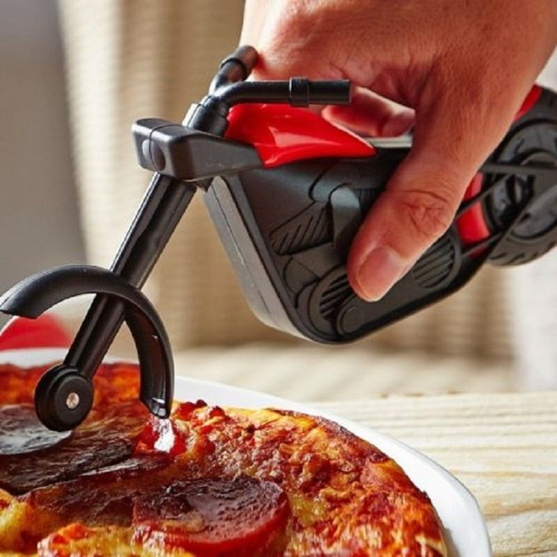Luxe Pizza Cutter in Motorcycle Style - MotoSlice-State of Style