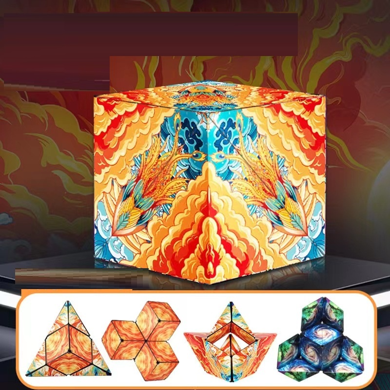 Magical Cube with Endless Creative Possibilities – FlexiCube-Astronaut 1.0-State of Style