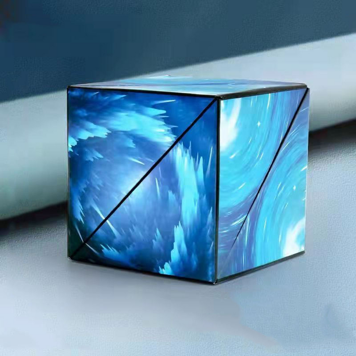 Magical Cube with Endless Creative Possibilities – FlexiCube-Astronaut 1.0-State of Style