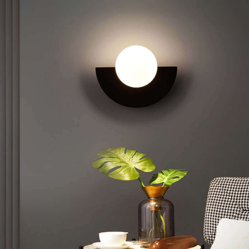 Metal Half Moon Wall Lamp - LunaMetal-Red-20 x 15 cm-Warm White (2700-3500k)-State of Style