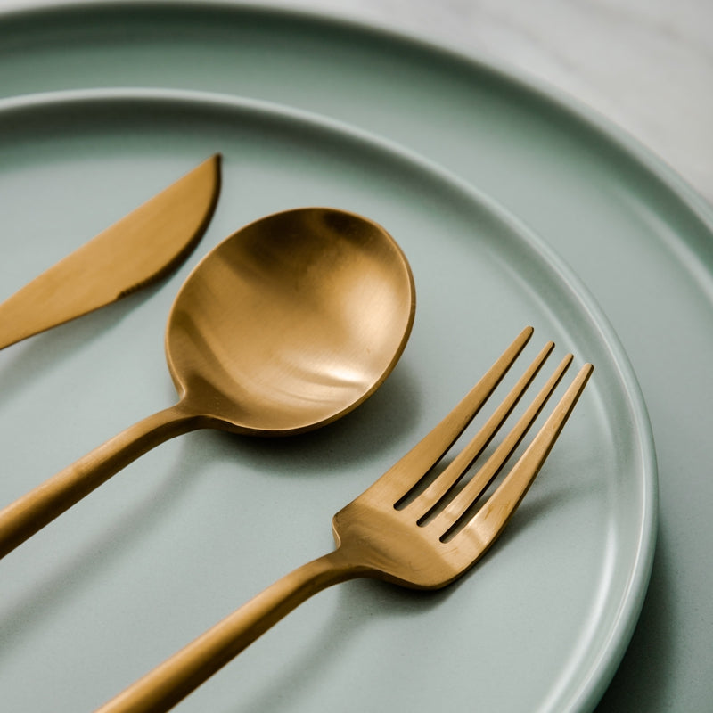 Minimalistic Cutlery for Modern Tables - PureSet-Matte Gold-Set for 4 people (20 pieces)-State of Style