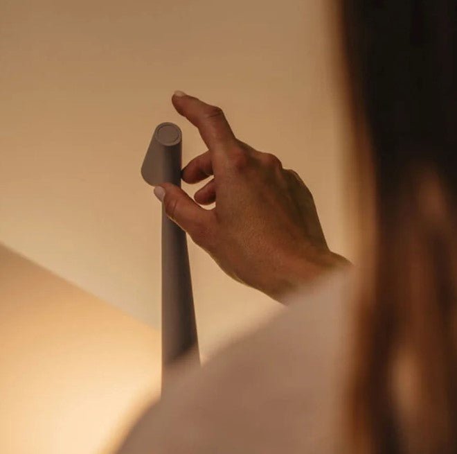 Minimalistic Wireless LED Ambient Lamp - NordicLite-Black-35 cm-State of Style