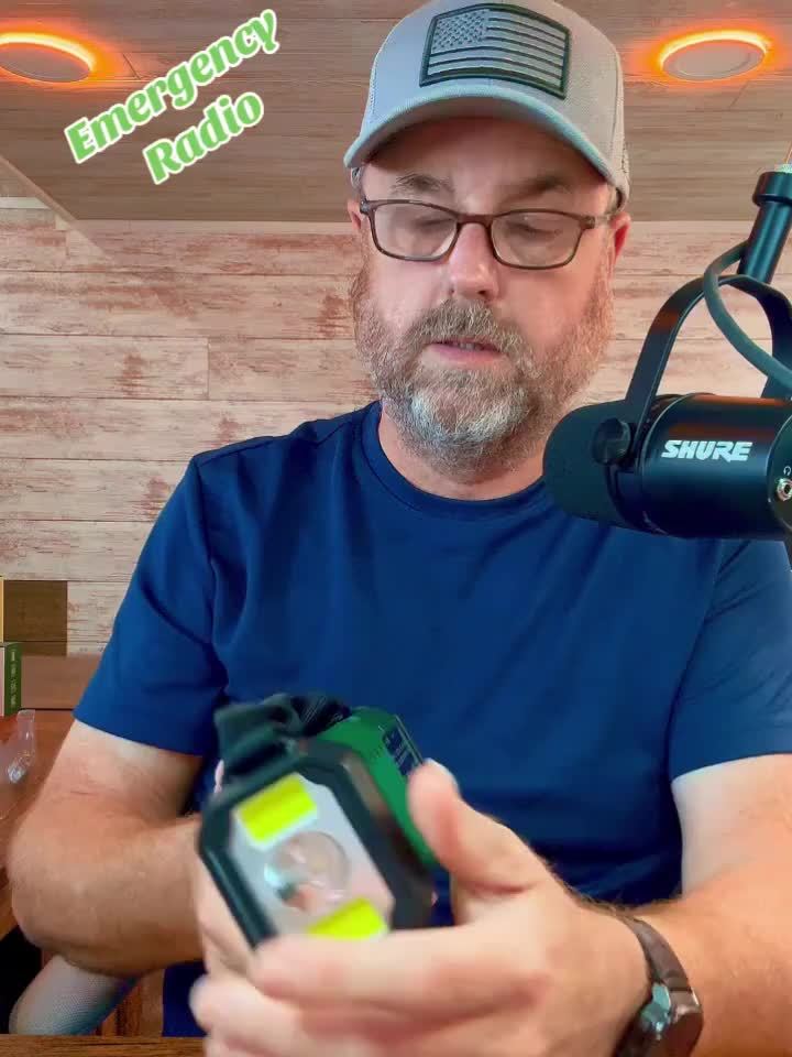 Multifunctional Emergency Radio - SurvivorPower-State of Style