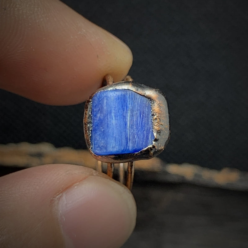 Natural Raw Birthstone Ring - Selina-January: Garnet-State of Style