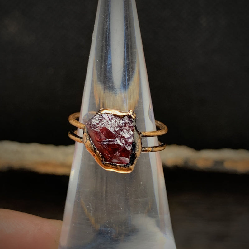 Natural Raw Birthstone Ring - Selina-January: Garnet-State of Style