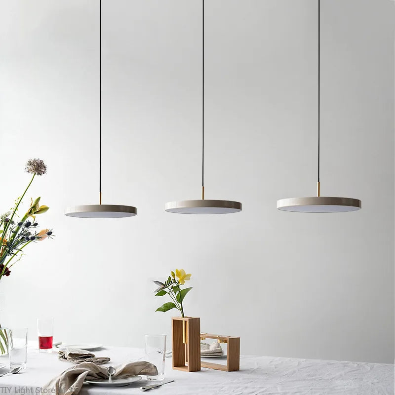 Scandinavian Hanging Lamp with Minimalist Design - Lyssa-White-23cm-White Light-State of Style