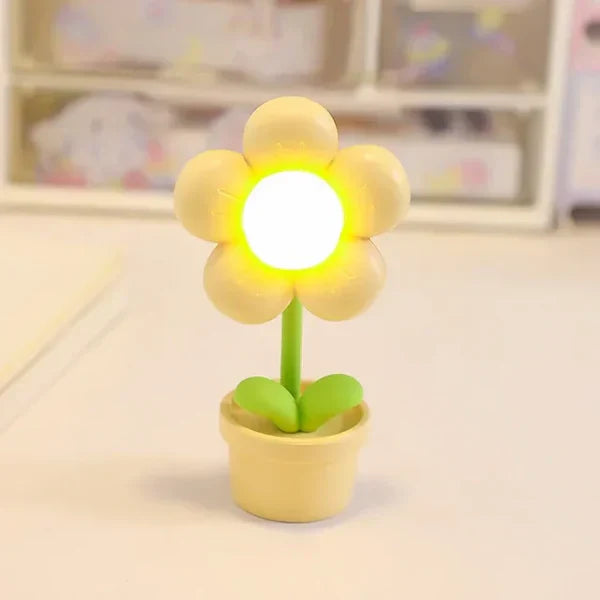 Small Flower Relaxing Table Lamp - BlossomGlow-Yellow-State of Style