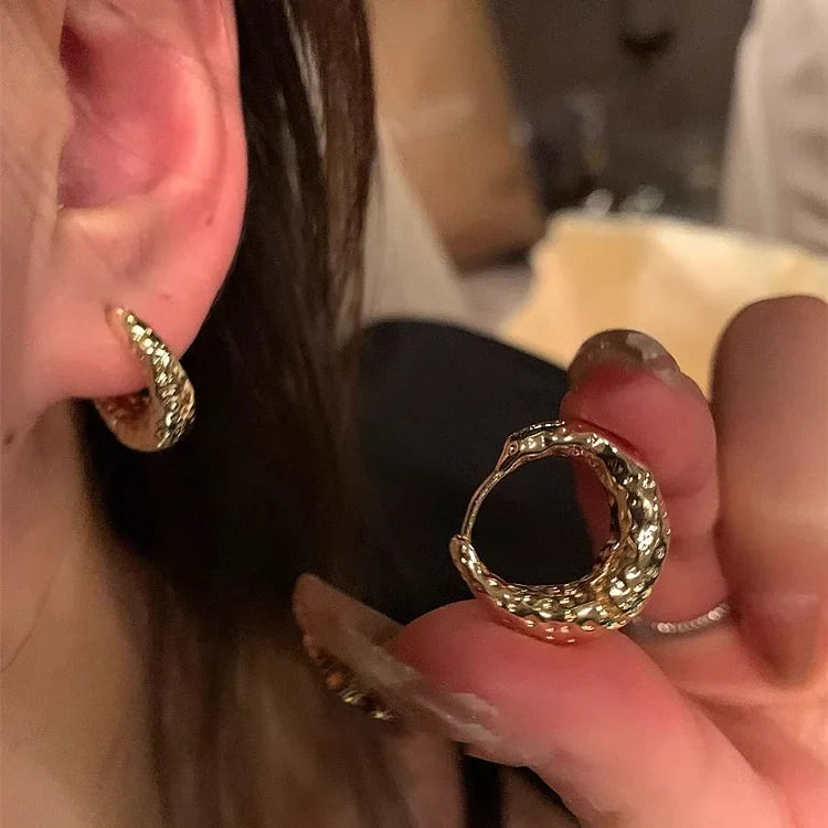 Stylish Hoop Earrings – Noor-Gold-State of Style