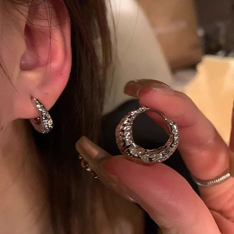 Stylish Hoop Earrings – Noor-Silver-State of Style