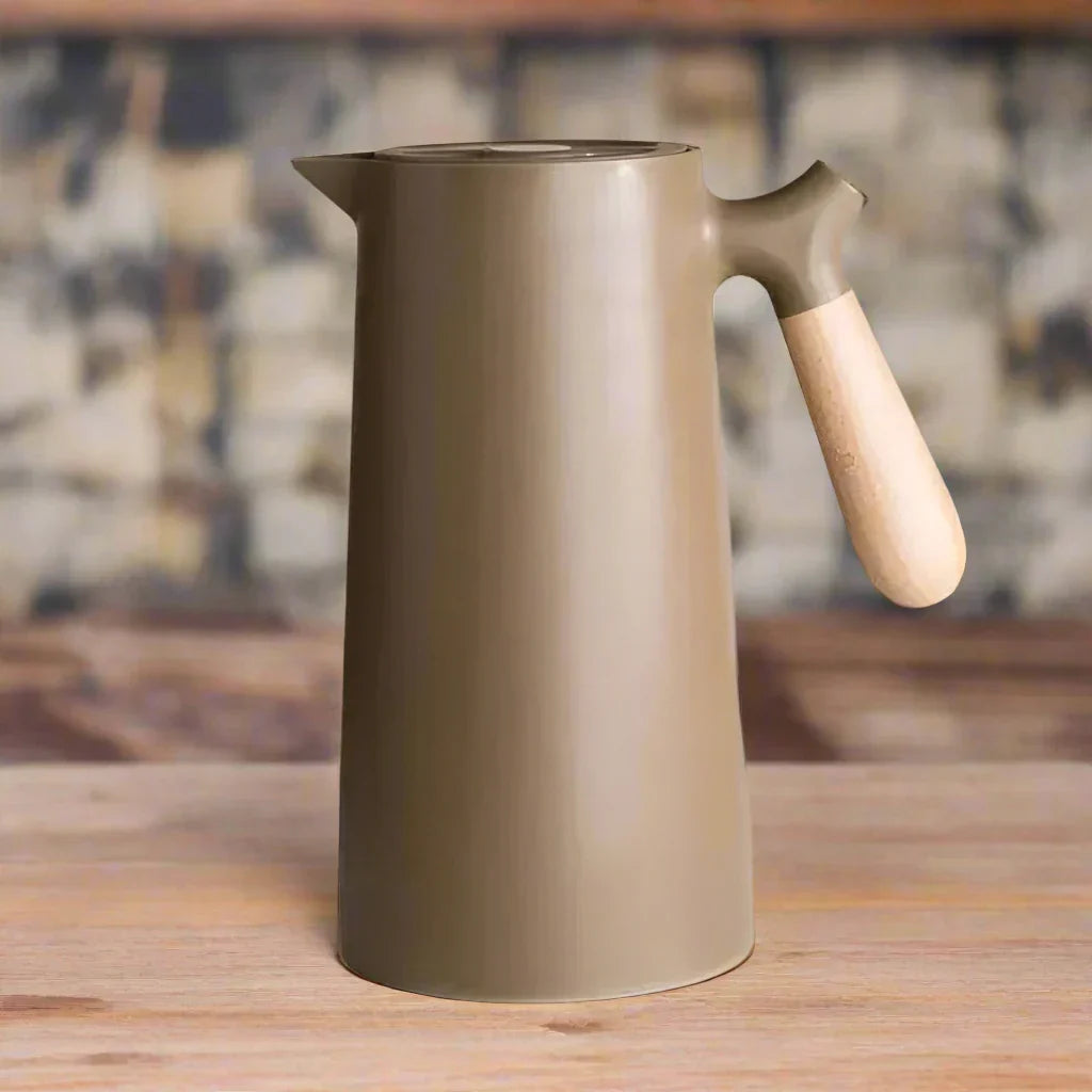 Stylish Thermal Bottle with Long-Lasting Heat & Cold Retention – NordicTherm-Brown-State of Style