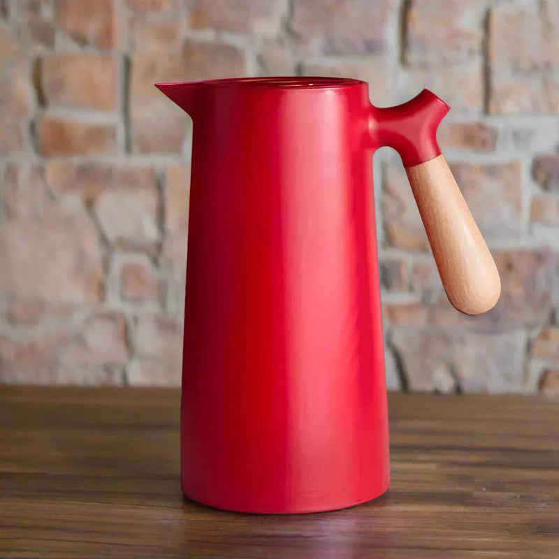 Stylish Thermal Bottle with Long-Lasting Heat & Cold Retention – NordicTherm-Red-State of Style