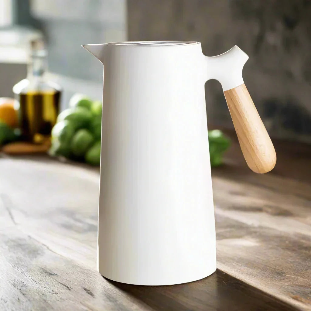 Stylish Thermal Bottle with Long-Lasting Heat & Cold Retention – NordicTherm-White-State of Style